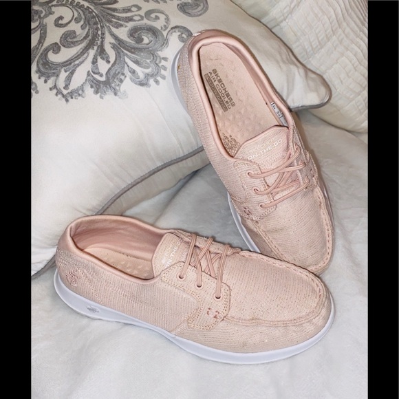 Skechers Shoes - Skechers Sneakers On The Go sz 8